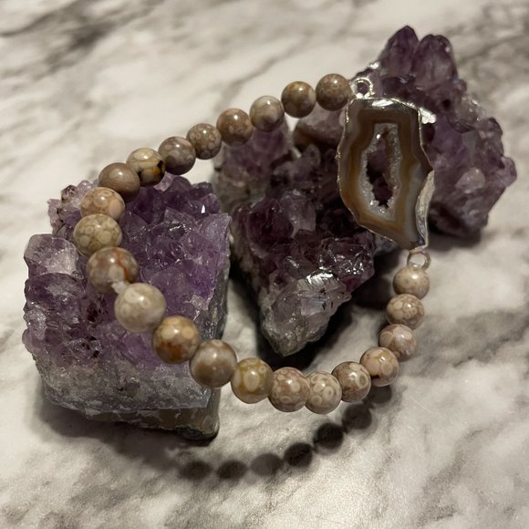 Handmade Druzy Agate Slice Stretch Bracelet Natural Agate Maifanite Beads - Picture 2 of 5